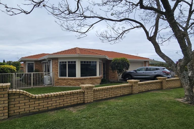 Photo of property in 56 Freyberg Street, Otumoetai, Tauranga, 3110