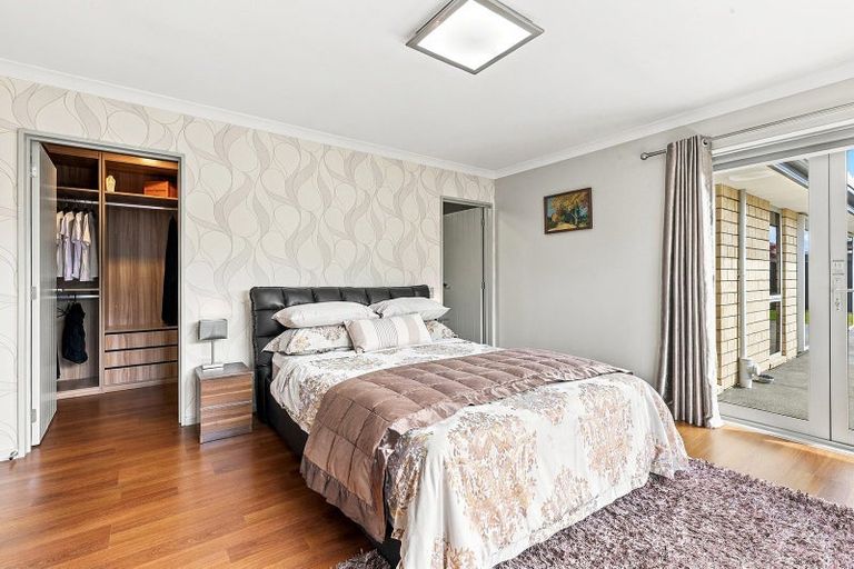 Photo of property in 30 Mokihi Gardens, Hillmorton, Christchurch, 8024