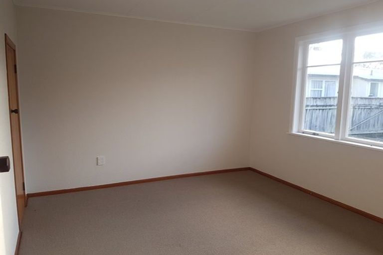 Photo of property in 646 Featherston Street, Roslyn, Palmerston North, 4414