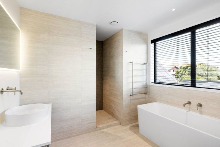 Photo of property in 9 Arcus Street, St Andrews, Hamilton, 3200