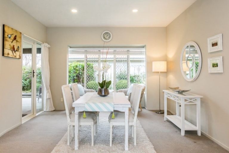 Photo of property in 14 Chambers Street, Havelock North, 4130