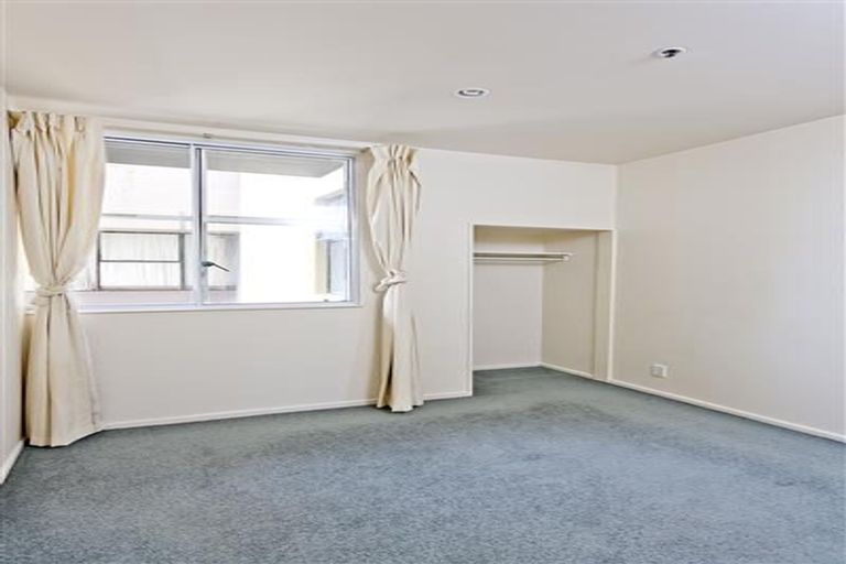 Photo of property in Terrace Garden Apartments, 12f/120 The Terrace, Wellington Central, Wellington, 6011