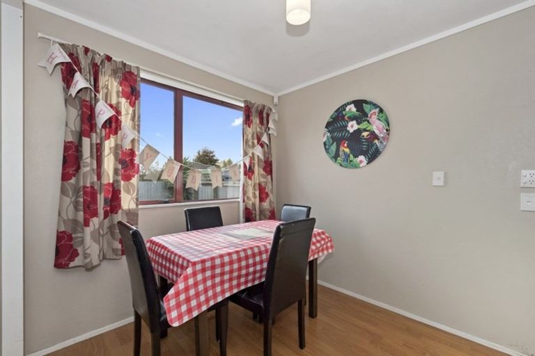Photo of property in 7a Davey Place, Fairfield, Hamilton, 3214