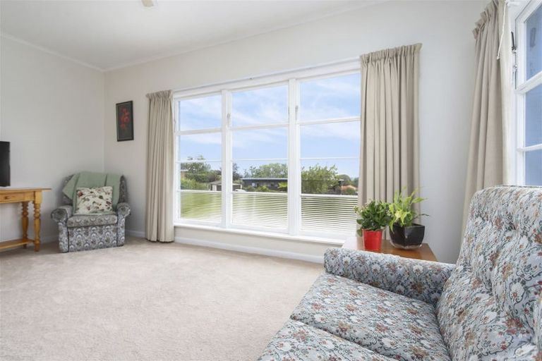 Photo of property in 12 Bilkey Avenue, Pukekohe, 2120