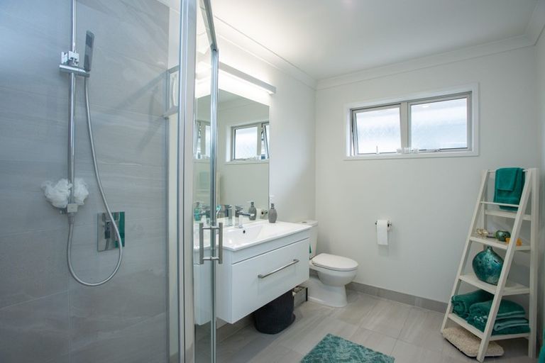 Photo of property in 9 Manganui Place, Te Awa, Napier, 4110