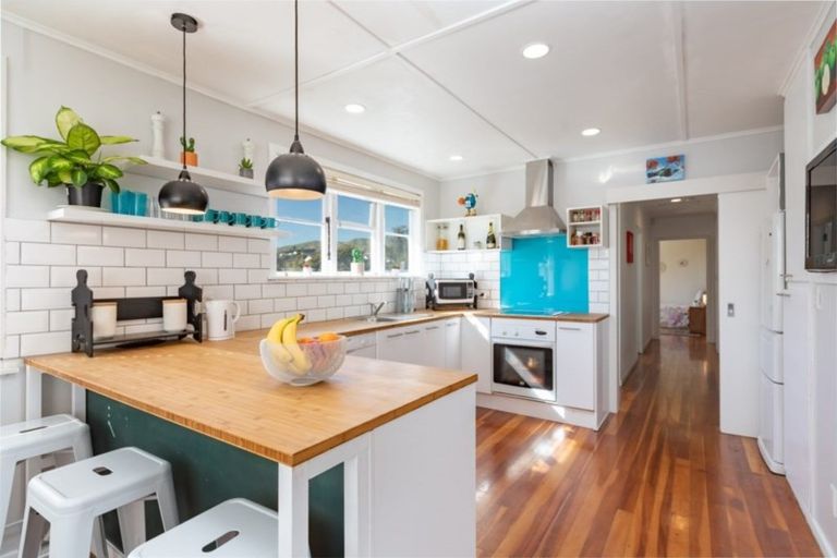 Photo of property in 23 Awatea Street, Ranui, Porirua, 5024