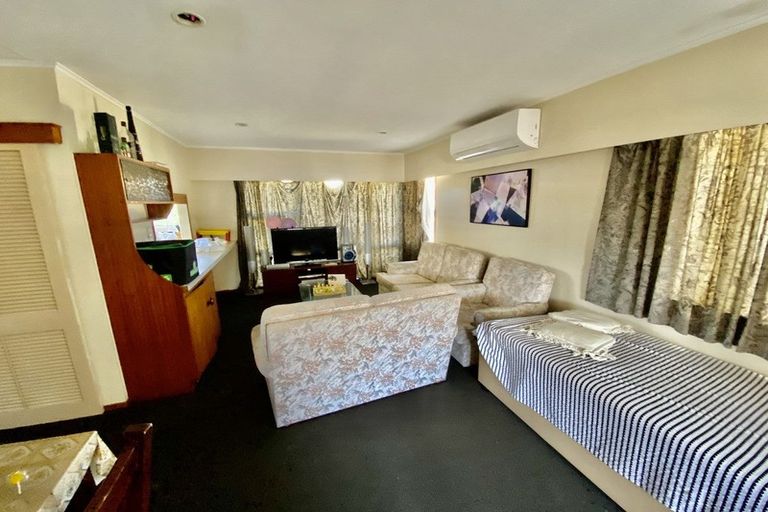 Photo of property in 119 Weymouth Road, Manurewa, Auckland, 2102