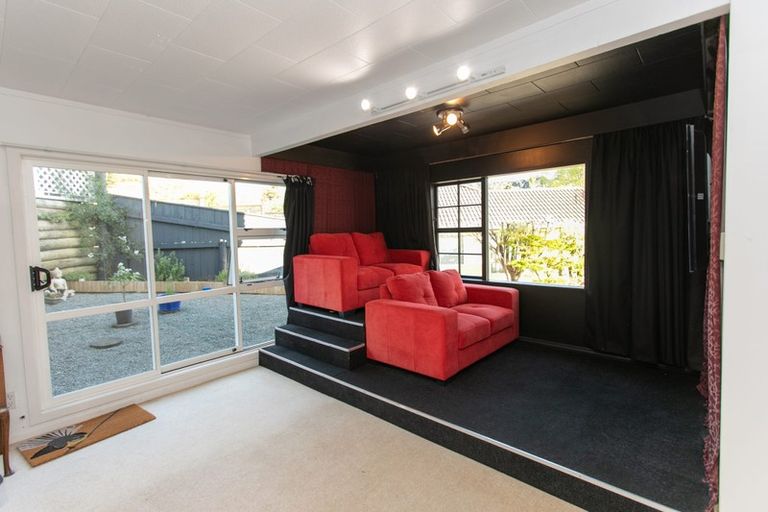 Photo of property in 1a Gloucester Street, Silverstream, Upper Hutt, 5019