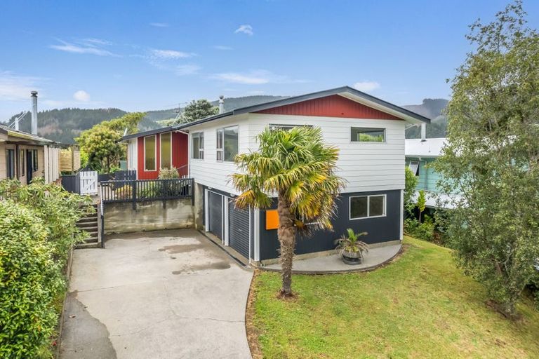 Photo of property in 98 Riwai Street, Paraparaumu, 5032