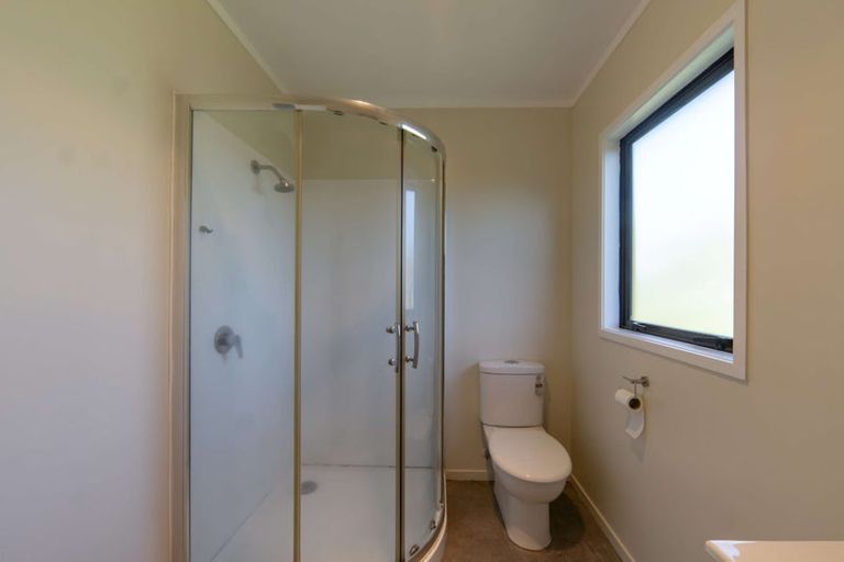 Photo of property in 12 Douglas Crescent, Fairfield, Hamilton, 3214