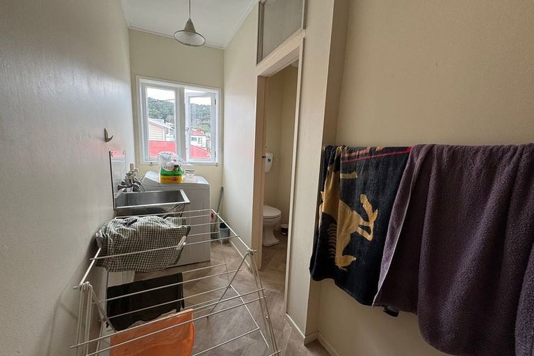 Photo of property in 4 Levy Street, Mount Victoria, Wellington, 6011