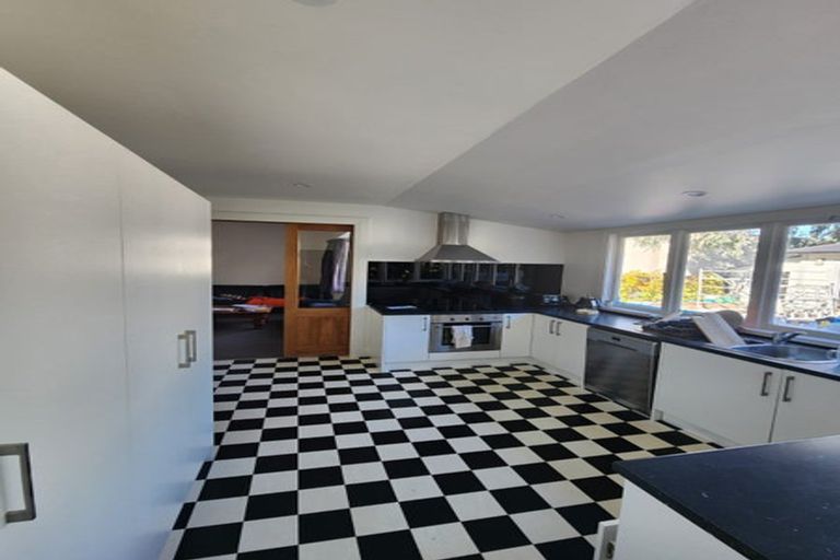 Photo of property in 1 Williams Grove, Melling, Lower Hutt, 5010