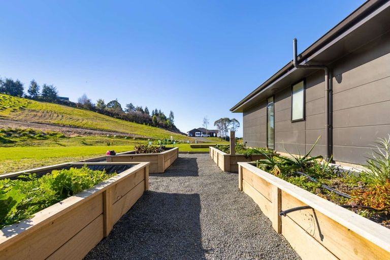 Photo of property in 186 Ridgeview Road, Redwood Valley, Richmond, 7081