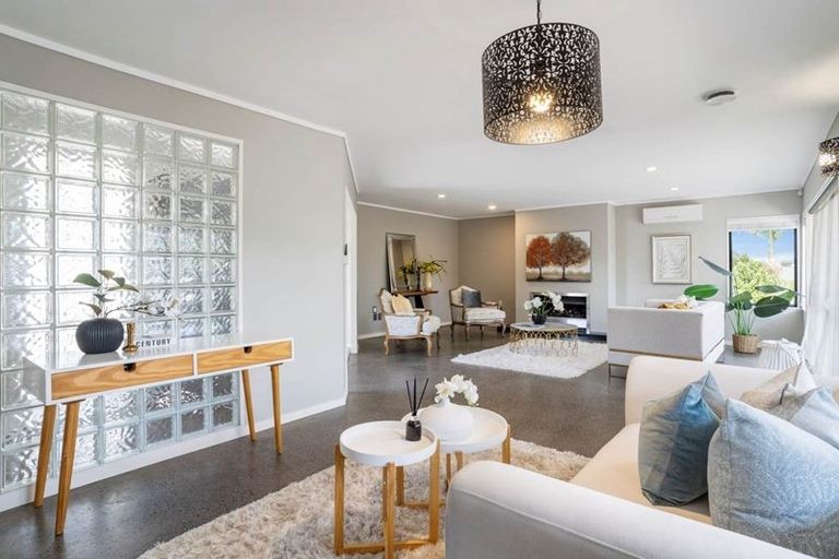 Photo of property in 37 Rochester Crescent, Somerville, Auckland, 2014