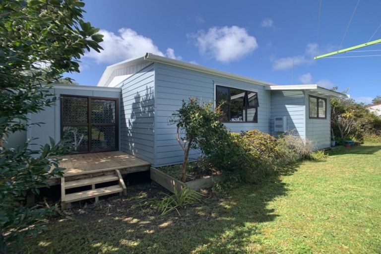 Photo of property in 4 Harbour View Road, Pukenui, 0484