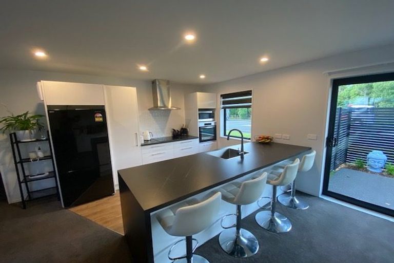 Photo of property in 918 Cashmere Road, Halswell, Christchurch, 8025