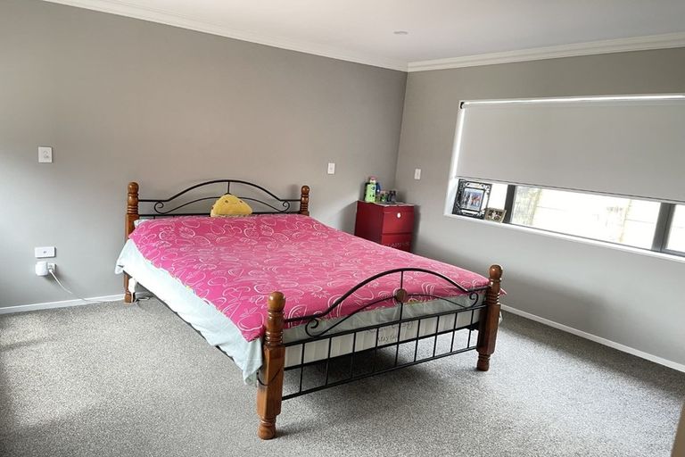 Photo of property in 4 Opouatu Avenue, Glenbrook, Waiuku, 2681