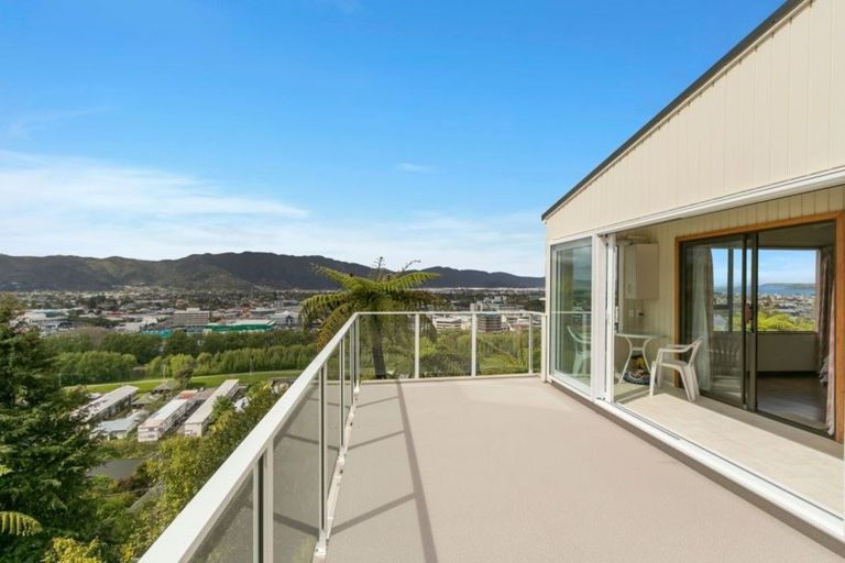 Photo of property in 12c City View Grove, Harbour View, Lower Hutt, 5010