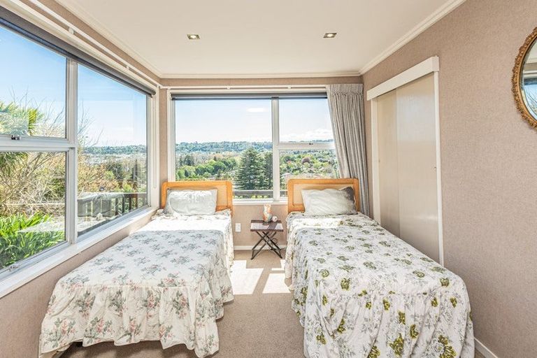 Photo of property in 27 Wairere Road, Bastia Hill, Whanganui, 4500