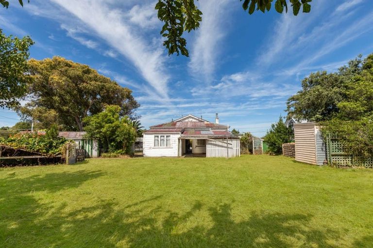 Photo of property in 29 Station Road, Marton, 4710