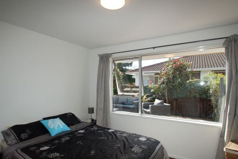 Photo of property in 1/14 Salford Avenue, Redwood, Christchurch, 8051