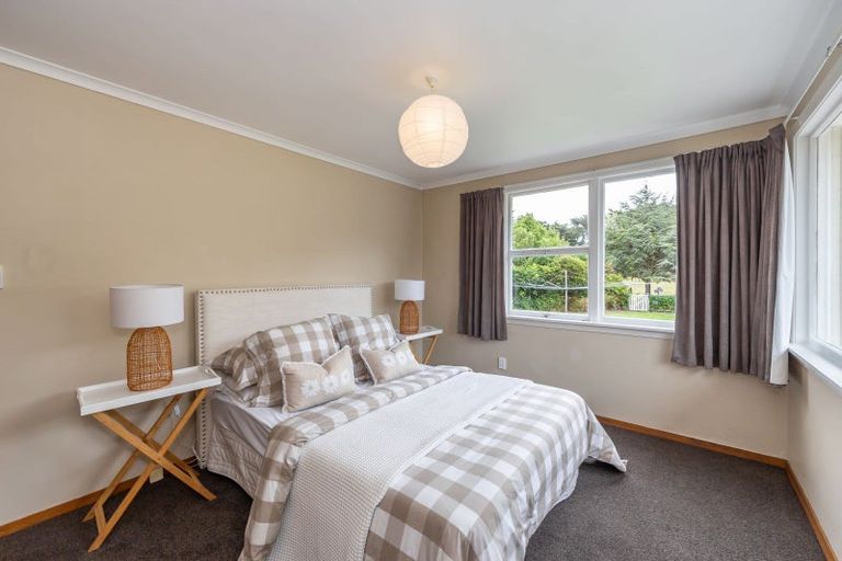 Photo of property in 16 Waipara Street, Cracroft, Christchurch, 8025