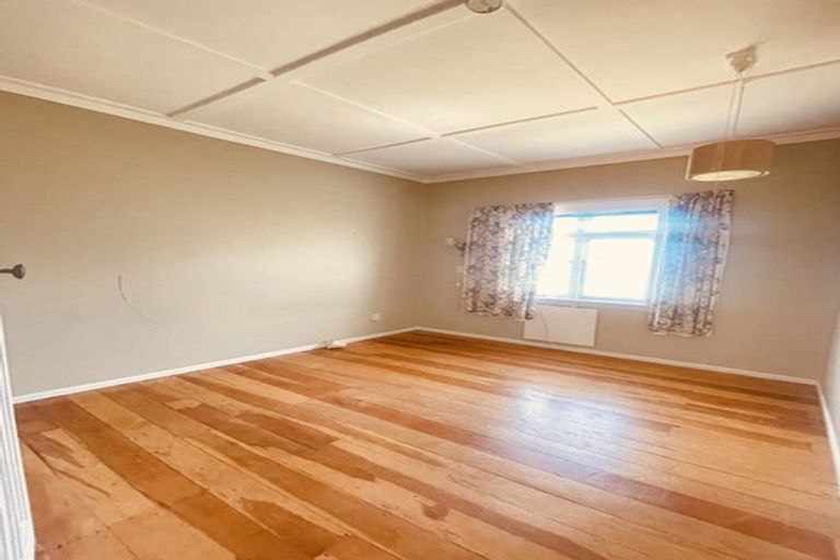 Photo of property in 115 Weymouth Road, Manurewa, Auckland, 2102
