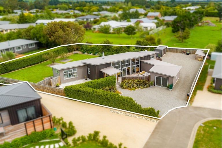 Photo of property in 3 Tuscan Lane, Martinborough, 5711