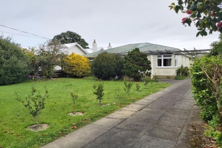 Photo of property in 31 Disraeli Street, Hawera, 4610