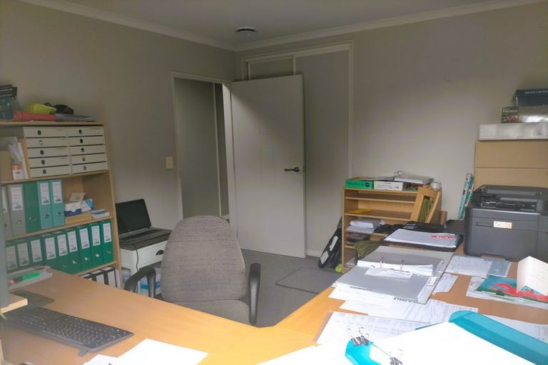 Photo of property in 4 Zuppicich Lane, Woodend, 7610