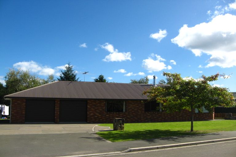 Photo of property in 39 Hagart-alexander Drive, Mosgiel, 9024