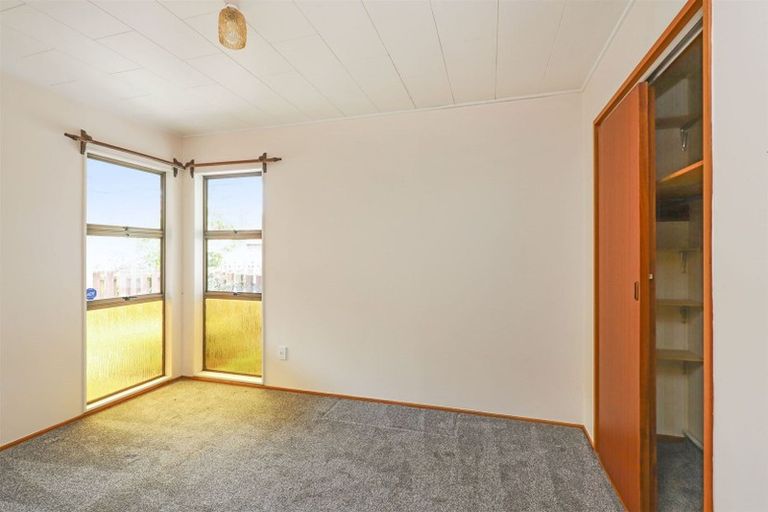 Photo of property in 812 Queen Street West, Saint Leonards, Hastings, 4120
