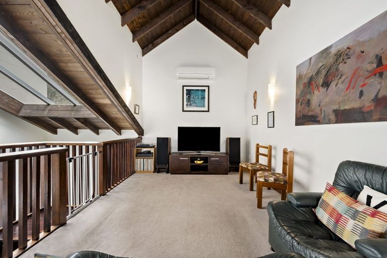 Photo of property in 3/12 Little George Street, Thorndon, Wellington, 6011