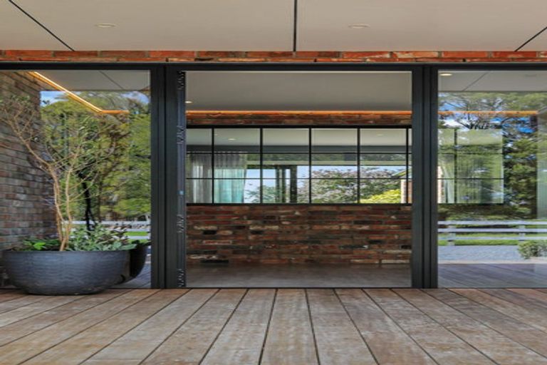 Photo of property in 1/535 Fencourt Road, Cambridge, 3493