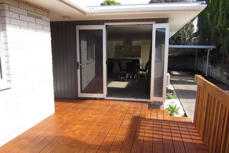 Photo of property in 37 Tui Road, Raumati Beach, Paraparaumu, 5032