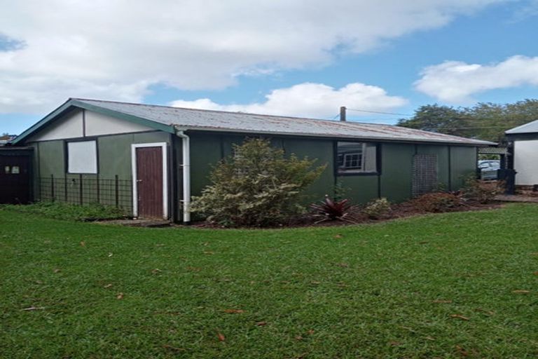 Photo of property in 47 Anzac Road, Waitakere, Auckland, 0816