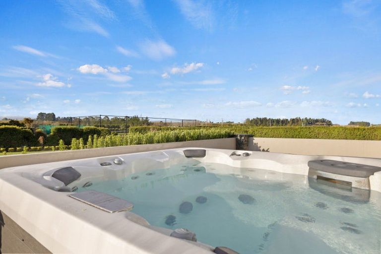 Photo of property in 1 Hayfield Terrace, Cust, Rangiora, 7471