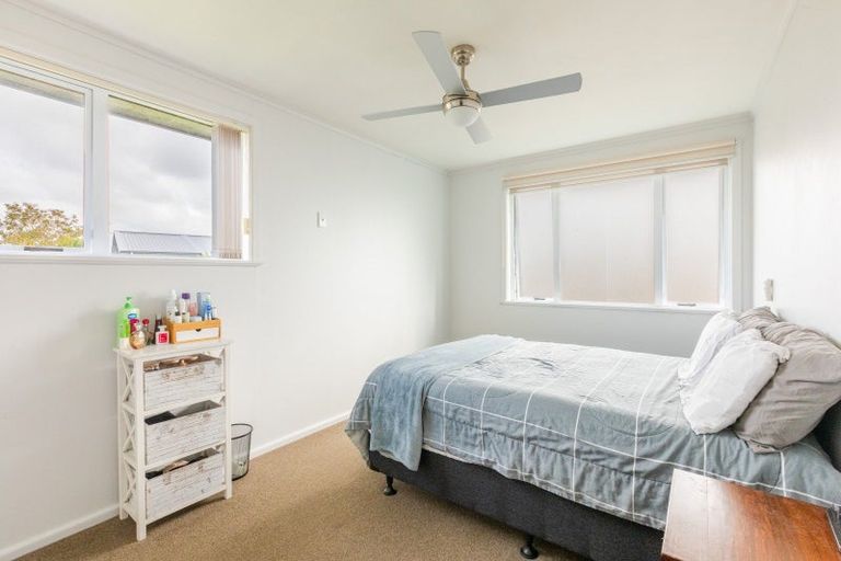 Photo of property in 59 Hillary Crescent, Maraenui, Napier, 4110