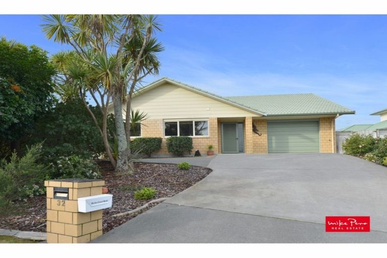 Photo of property in 32 Markson Avenue, Onerahi, Whangarei, 0110