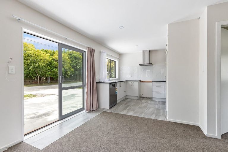 Photo of property in 1 Yeats Crescent, Fairfield, Hamilton, 3214
