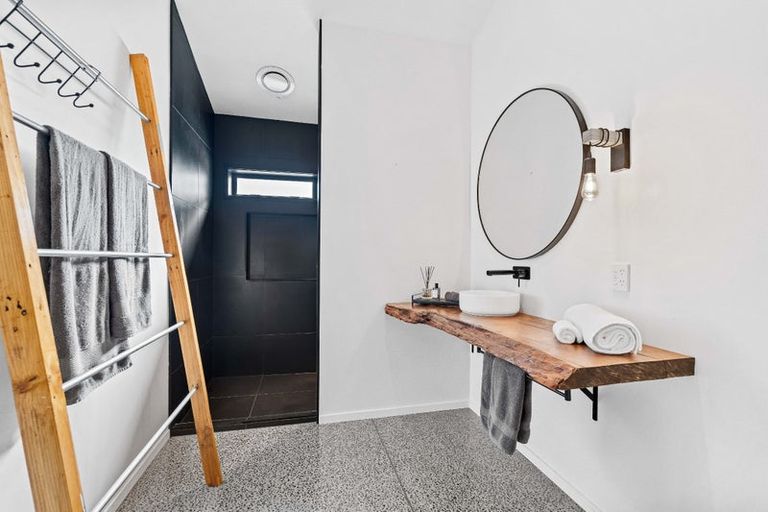 Photo of property in 8 Paparoa Road, Mangapai, Whangarei, 0178