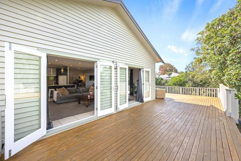 Photo of property in 20 Locarno Street, Opawa, Christchurch, 8023