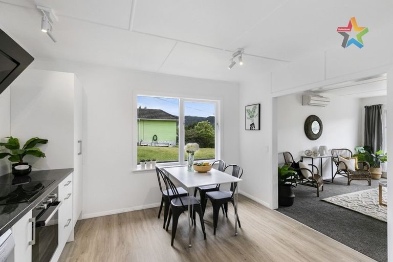 Photo of property in 165 Wellington Road, Wainuiomata, Lower Hutt, 5014