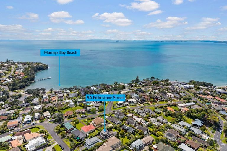 Photo of property in 2/9 Folkestone Street, Murrays Bay, Auckland, 0630