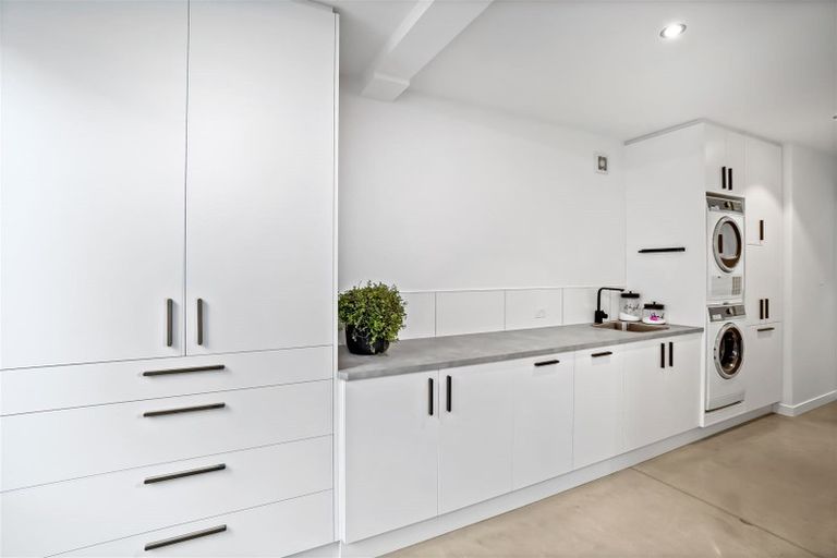 Photo of property in 31 Wallace Crescent, Prebbleton, 7604