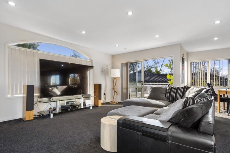 Photo of property in 36 Rewarewa Place, Matua, Tauranga, 3110