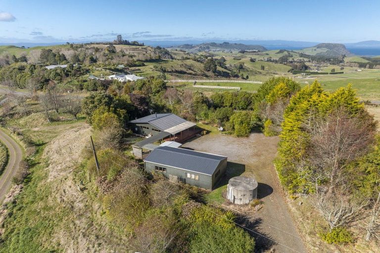 Photo of property in 18 Whakaroa Road, Kinloch, Taupo, 3385