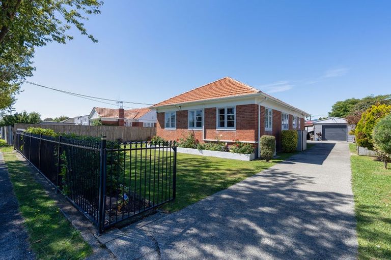 Photo of property in 34 Princes Street, Levin, 5510
