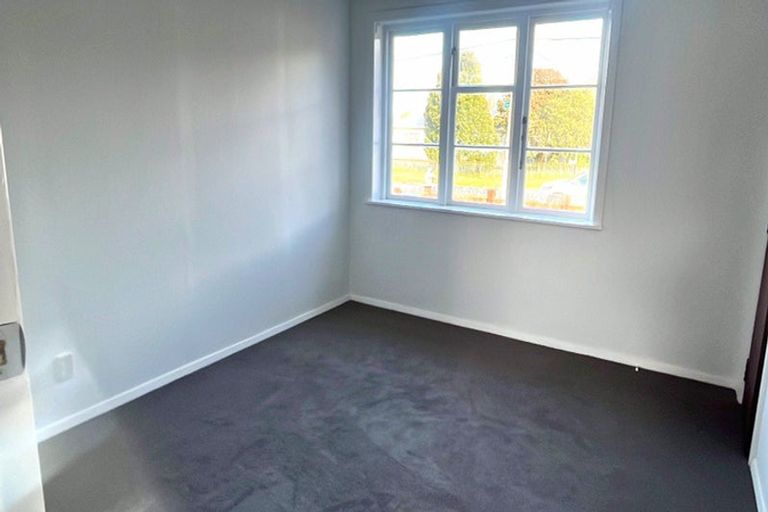 Photo of property in 110 Reynolds Street, Taita, Lower Hutt, 5011