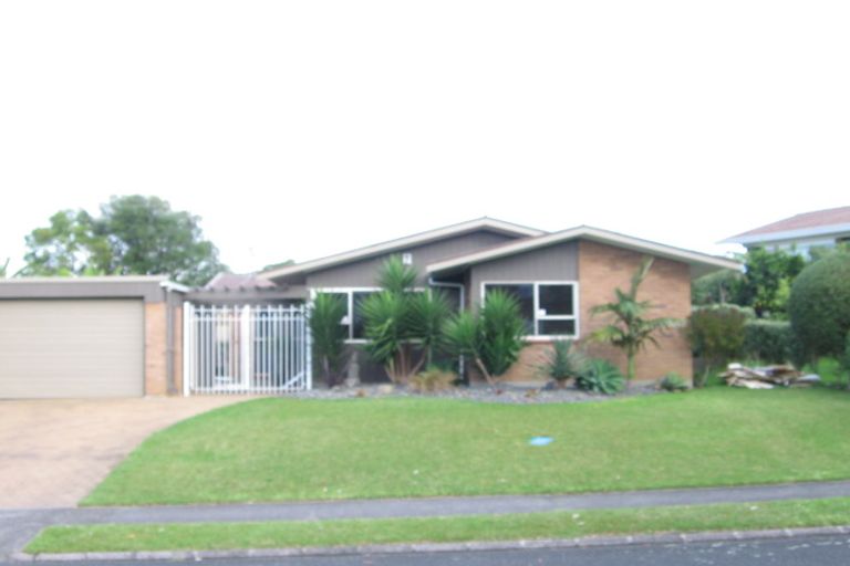 Photo of property in 13 Galvan Avenue, Sunnyhills, Auckland, 2010